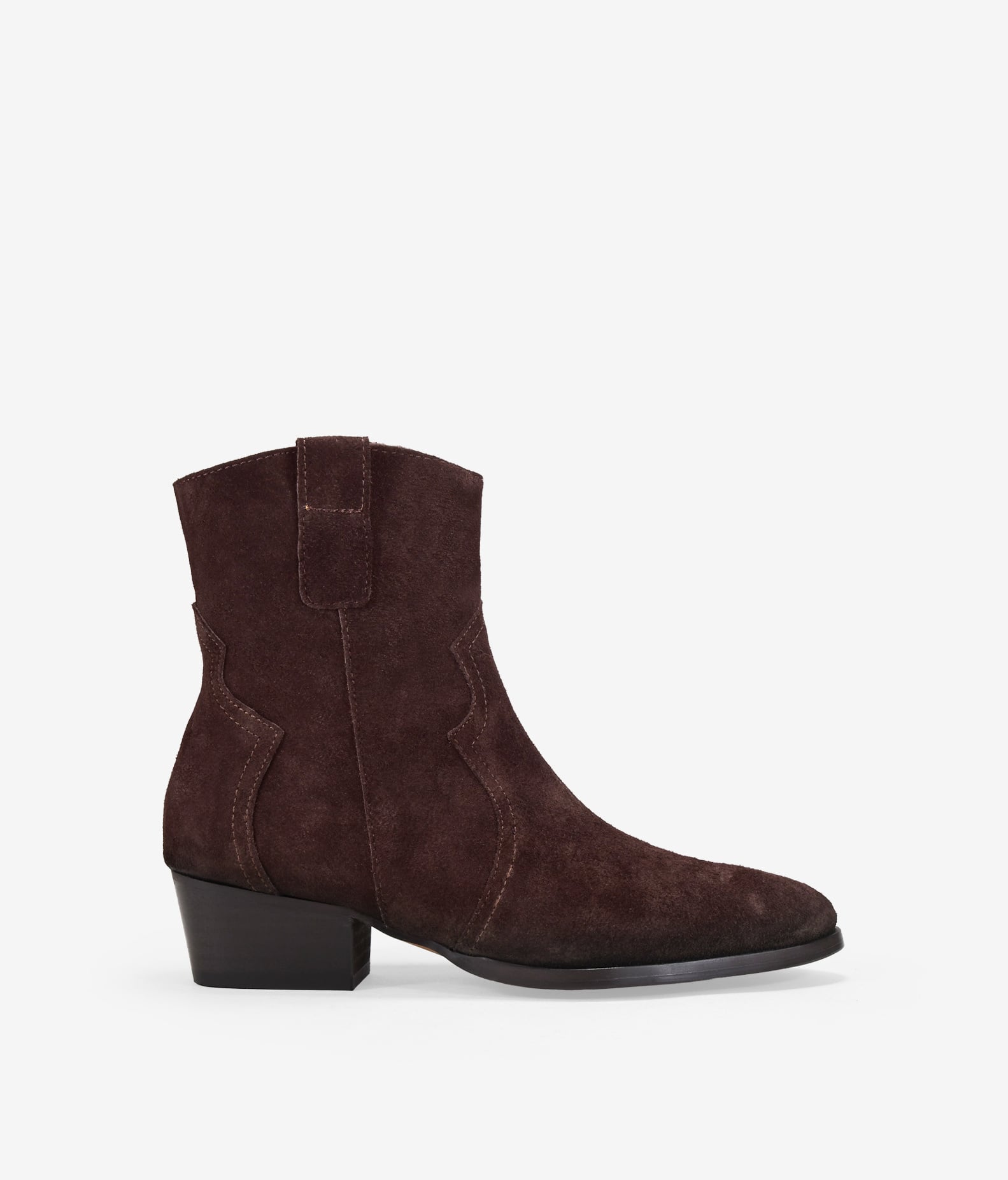 Botines camperos marrones en serraje piel