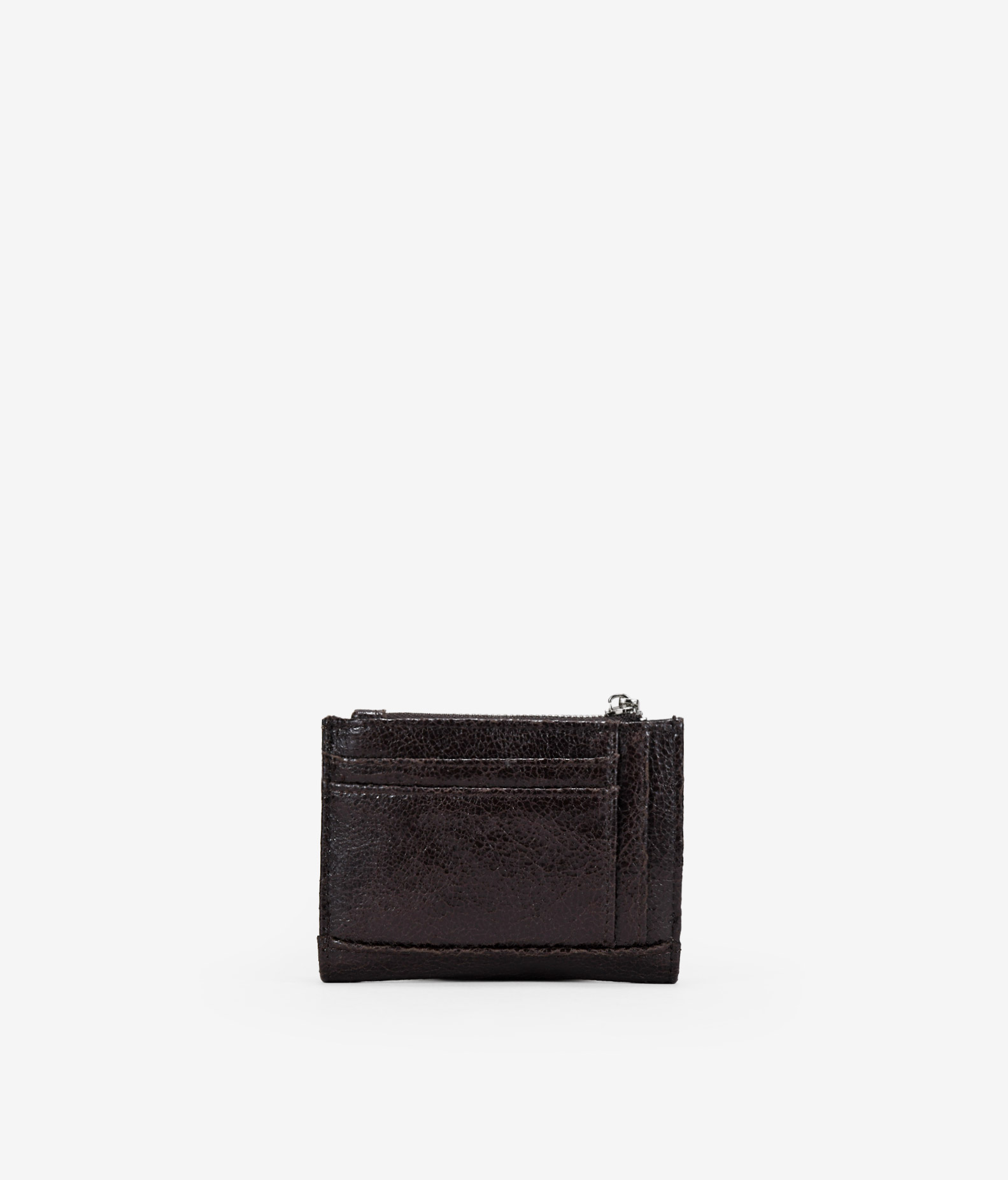 Billetero pequeño marrón con tachas