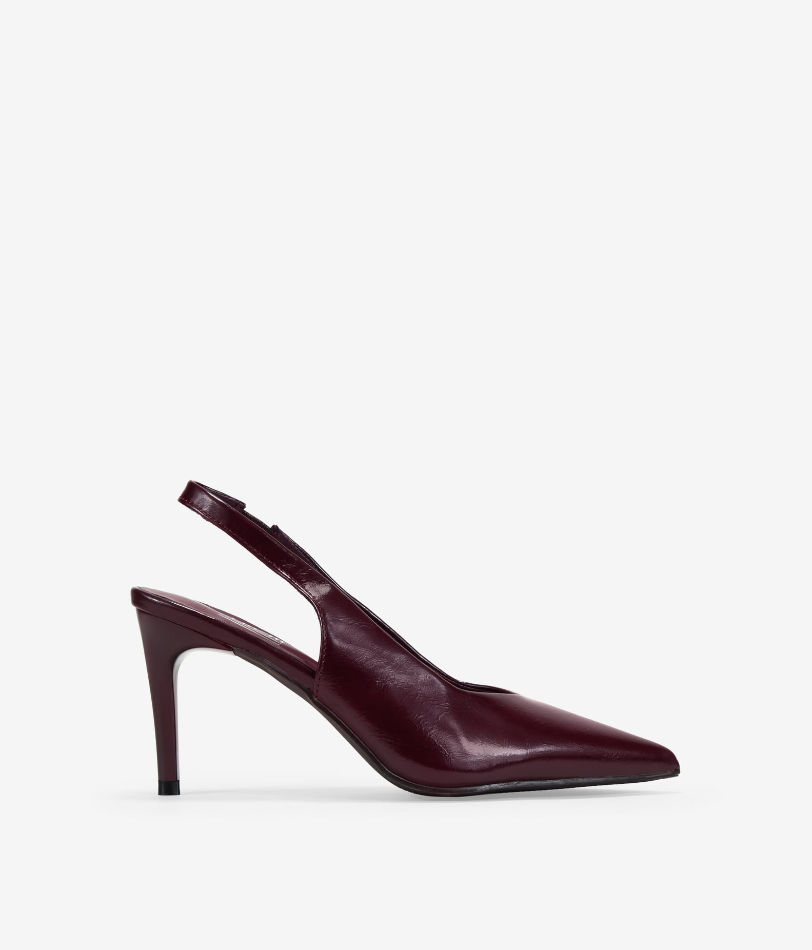 Zapatos de tacón burdeos con punta
