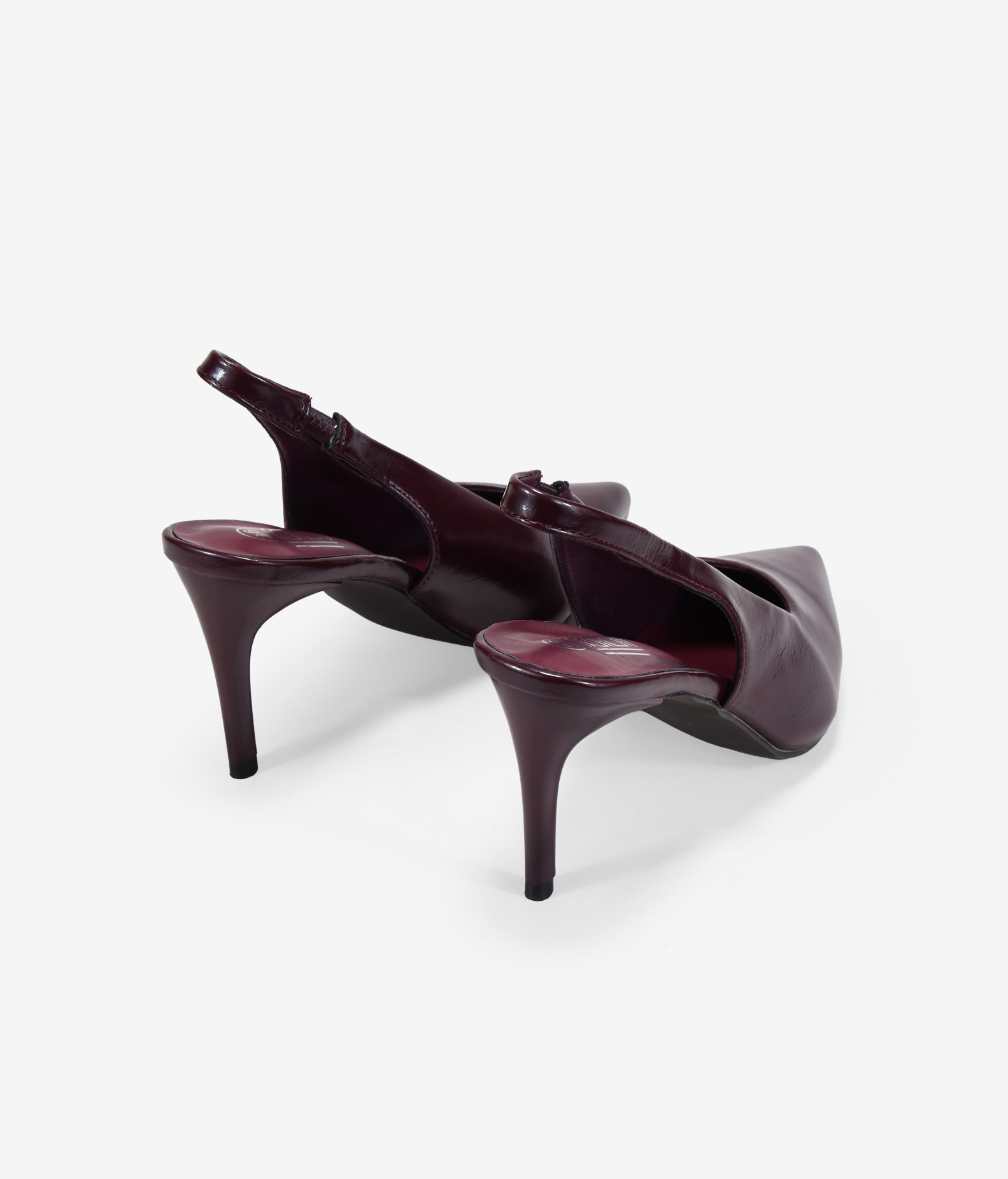 Zapatos de tacón burdeos con punta
