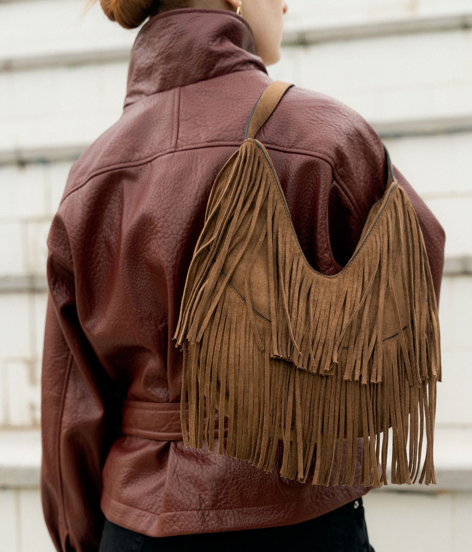 Bolso de hombro cuero con flecos