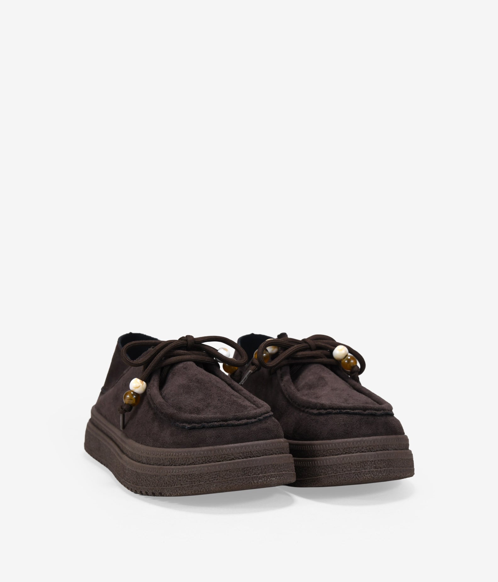 Zapatos de plataforma marrones con cordones