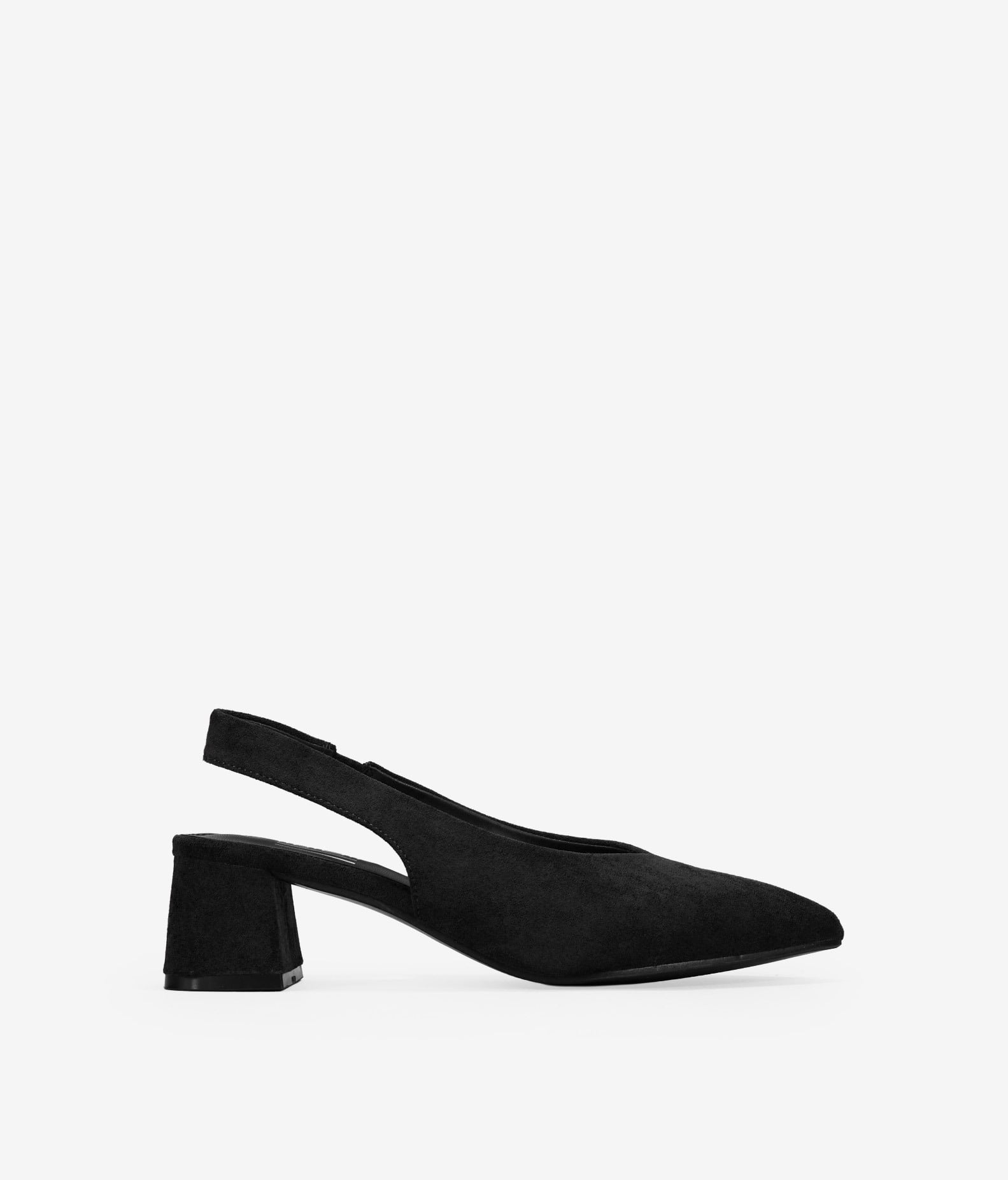 Zapatos de tacón negros destalonados con punta