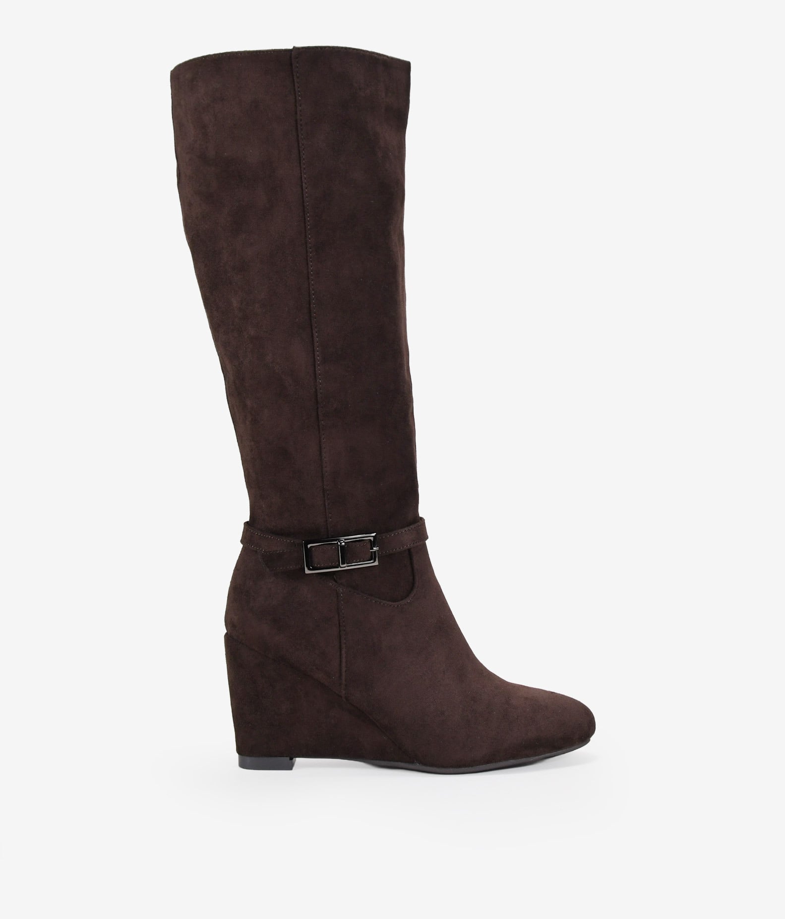 Botas altas marrones de cuña con hebilla