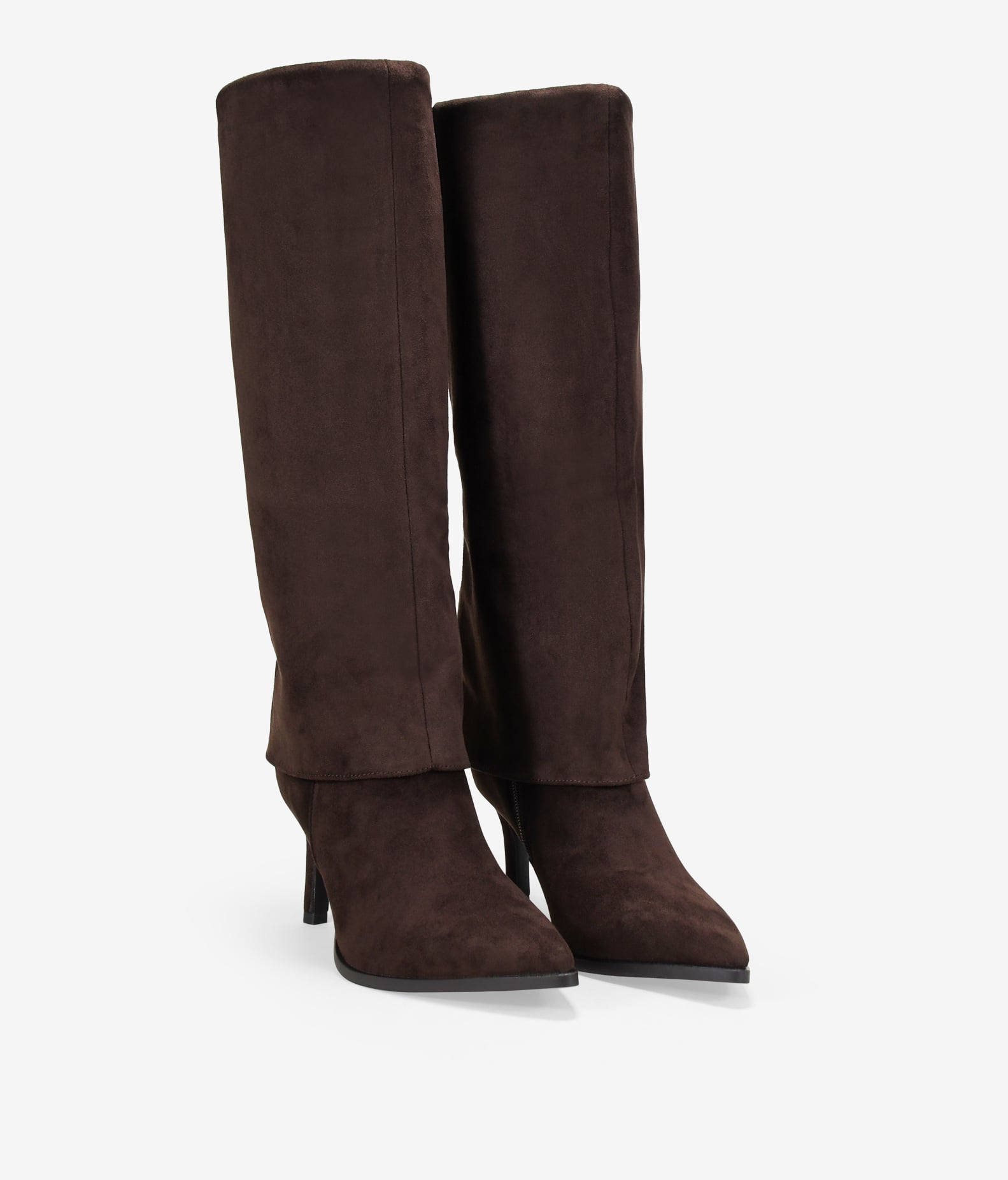 Botas altas marrones con polaina y tacón fino