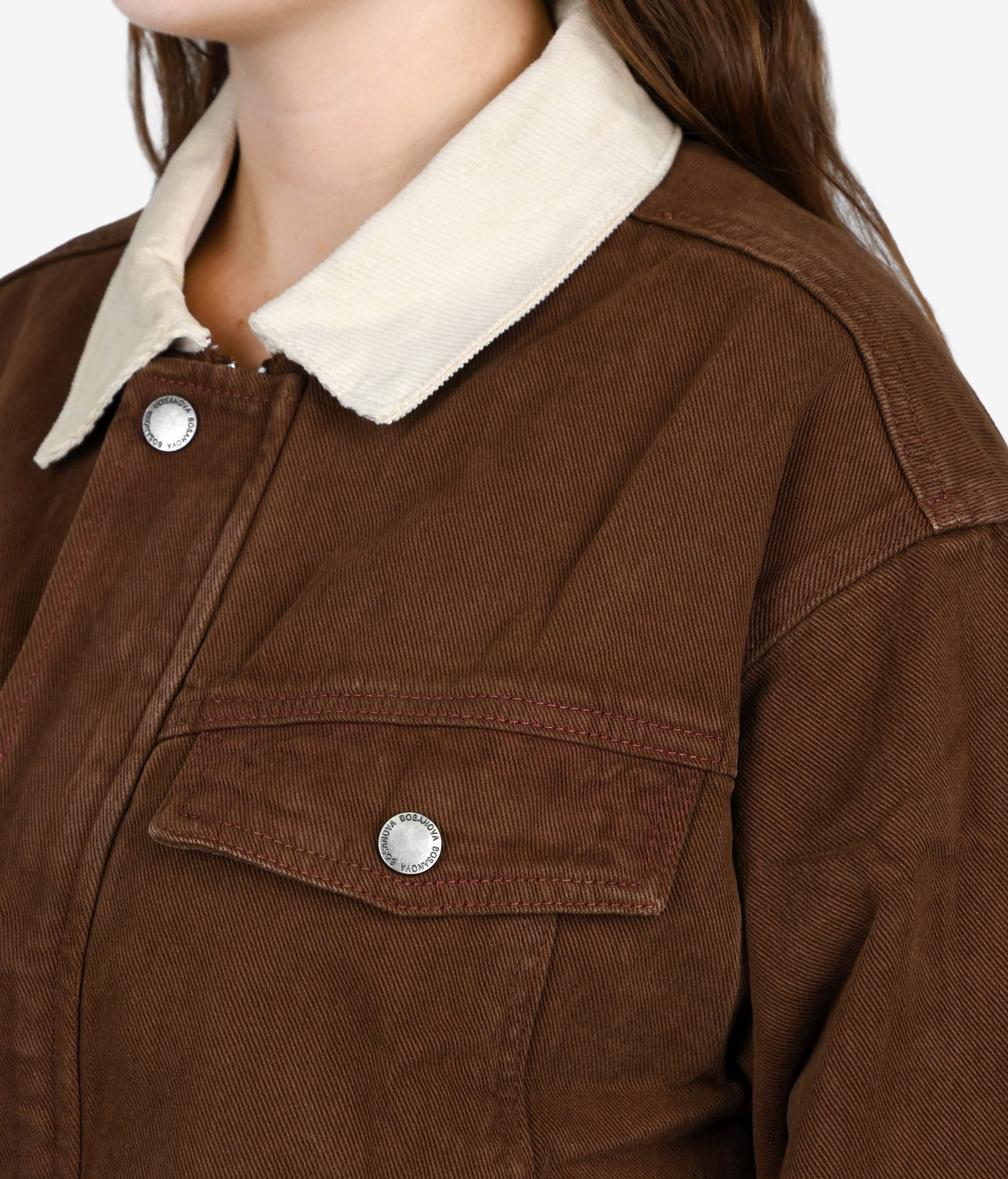 Chaqueta tejana marrón con cuello de pana