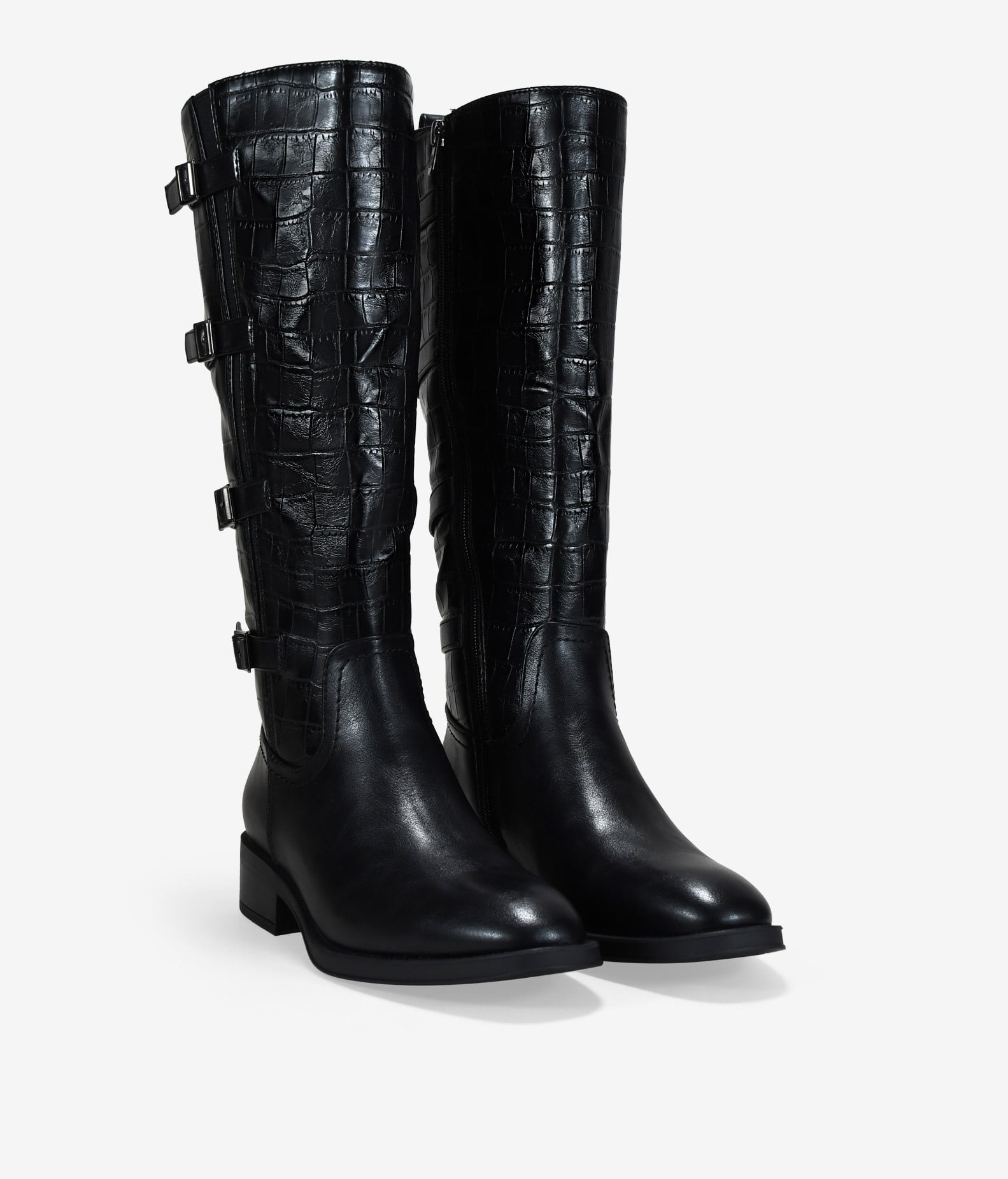 Black high boots with buckles