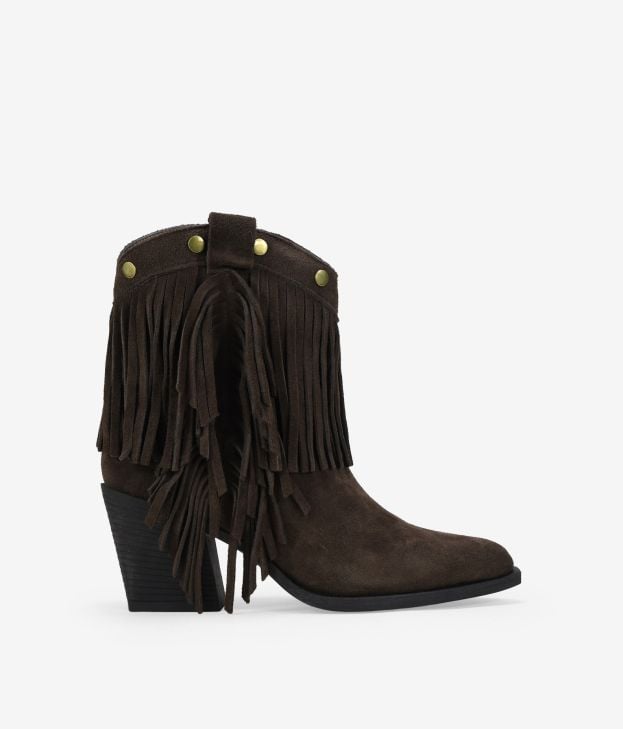 Botines de tacón marrones en piel con flecos y tachas - Imagen 1