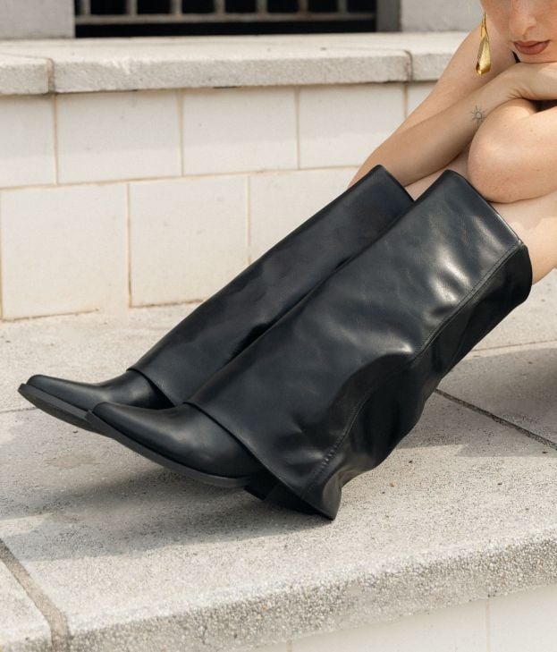 Black cowboy boots with gaiters - Imagen 3