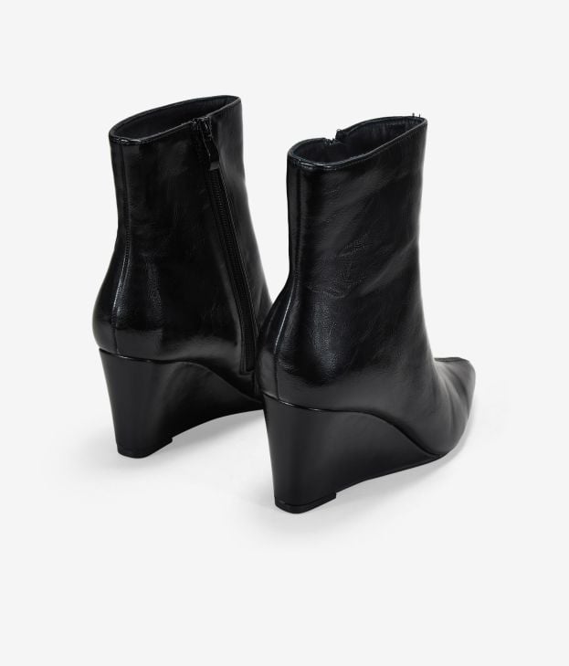 Botines de cuña negros con punta - Imagen 3