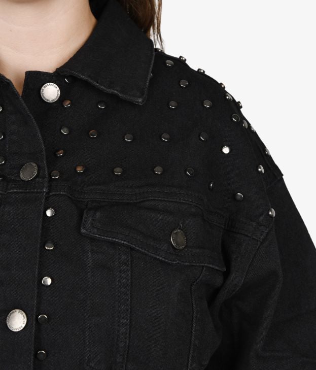 Chaqueta vaquera negra con tachuelas - Imagen 3