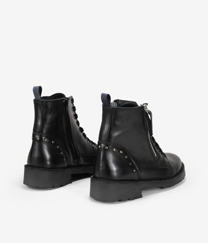 Flat ankle boots in black leather