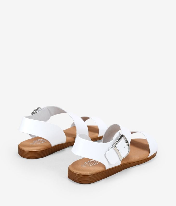 Sandálias de couro branco com fivela