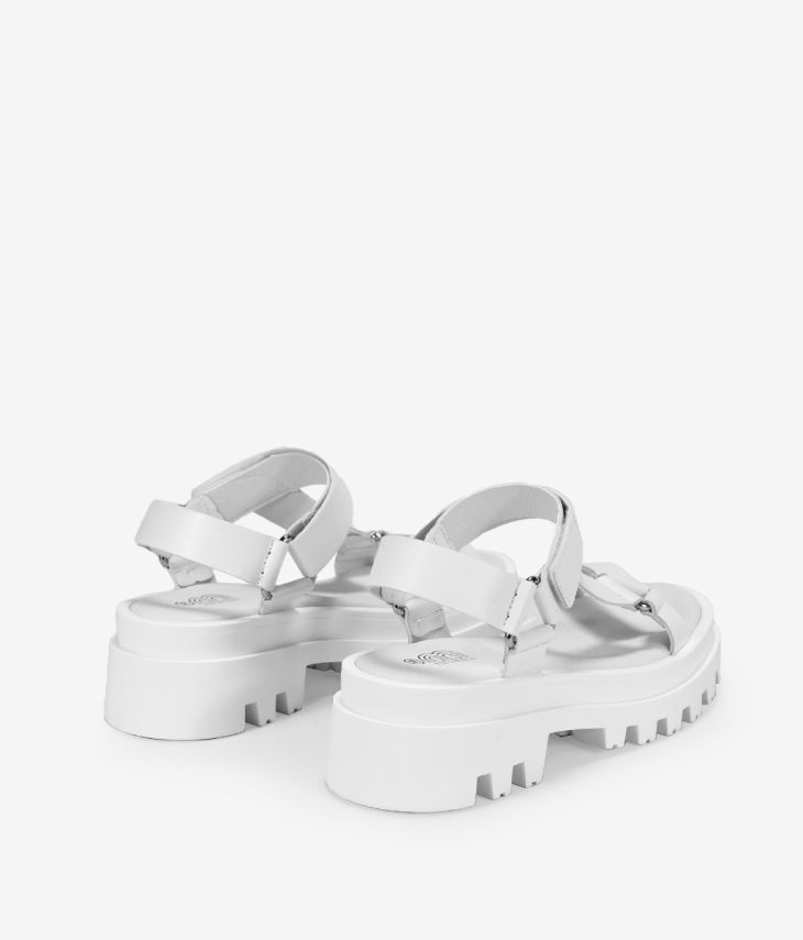 Sandálias de couro branco com velcro