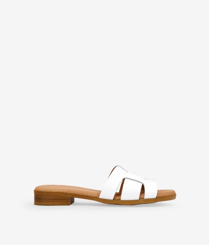 Sandales plates en cuir blanc