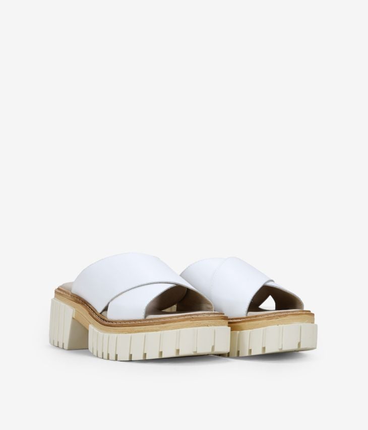 sandálias de couro branco