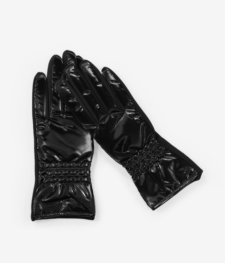 Glossy black padded gloves