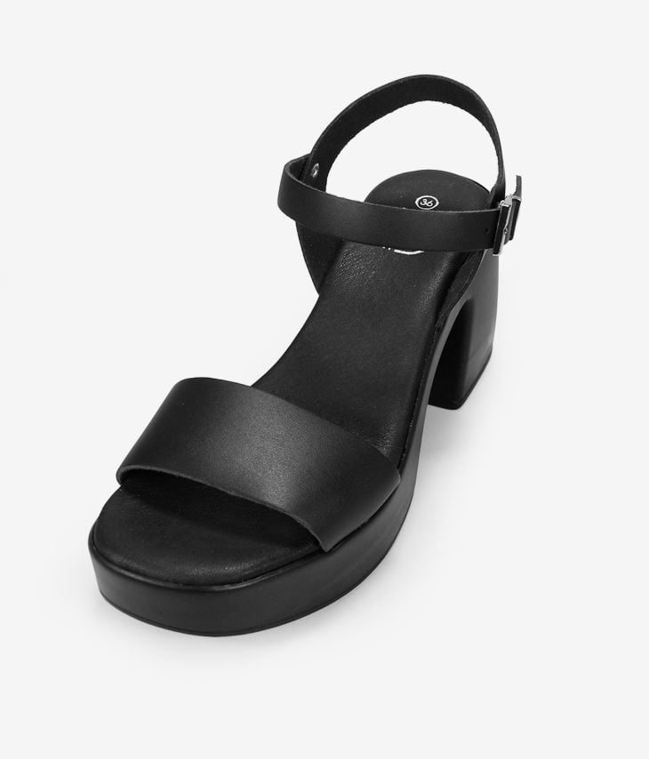 Black leather sandals with wide heels