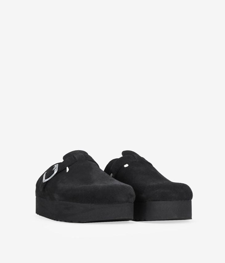 Black leather clogs with platform and buckle