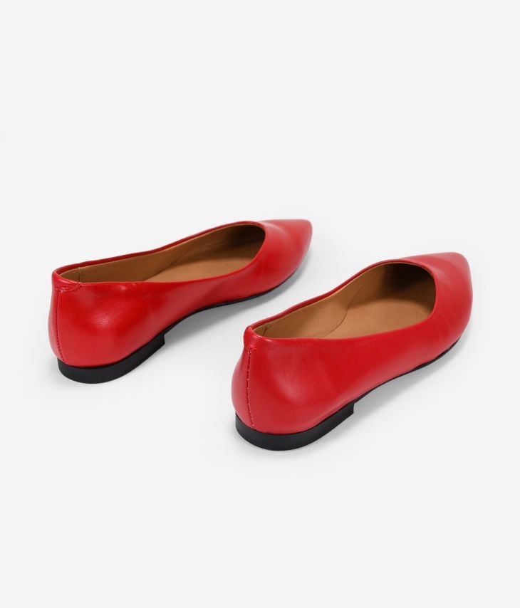 Flat red leather ballerinas