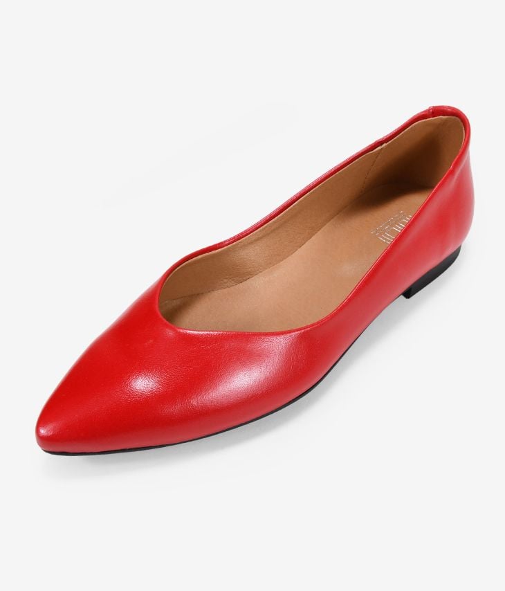Flat red leather ballerinas
