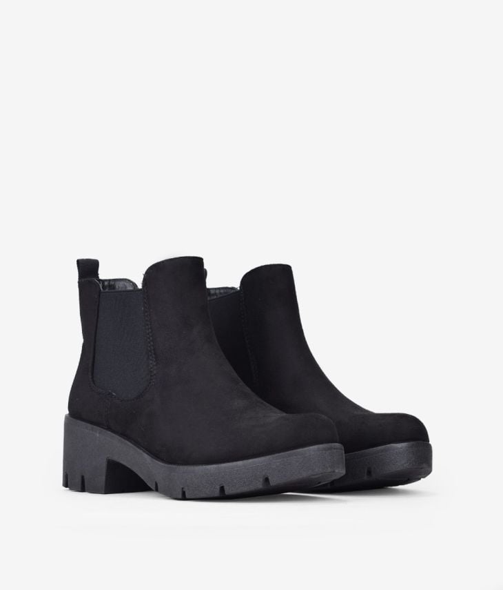 Black ankle boots with elastic bands