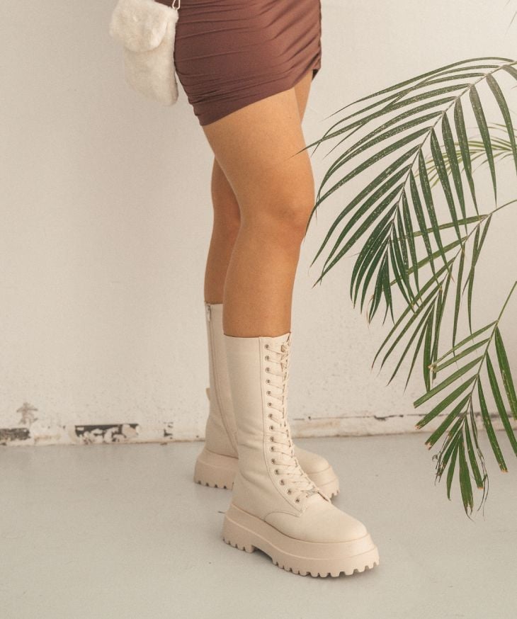 High beige boots with laces