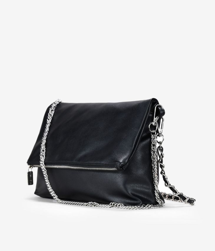 Black bag with flap and chain