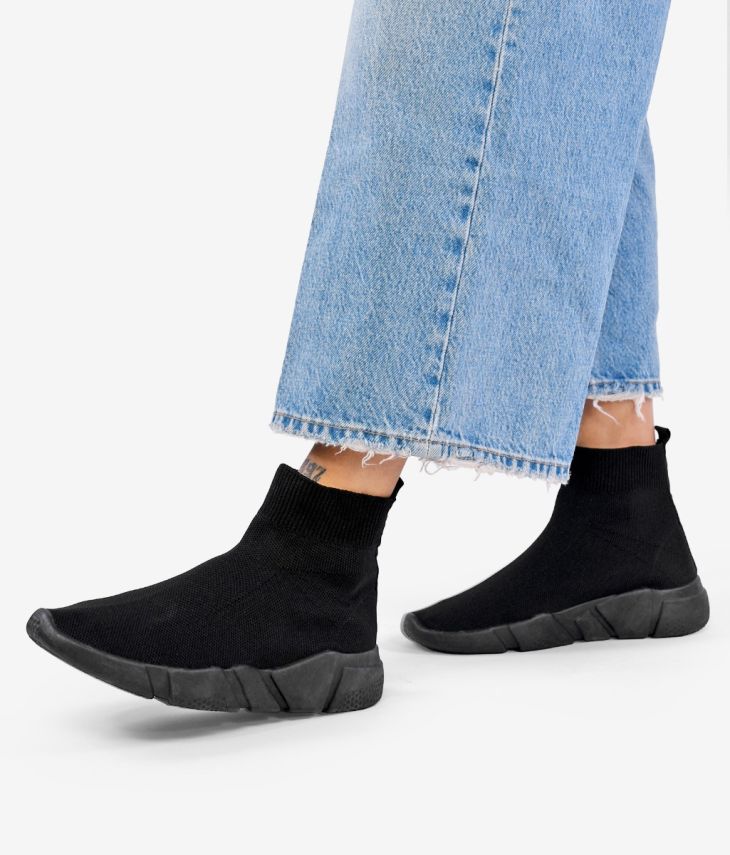 Zapatillas de tela negras tipo calcetín