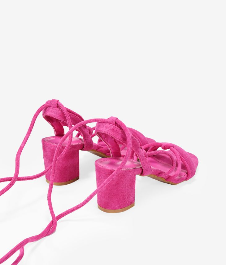Sandalias rosa con tacón ancho