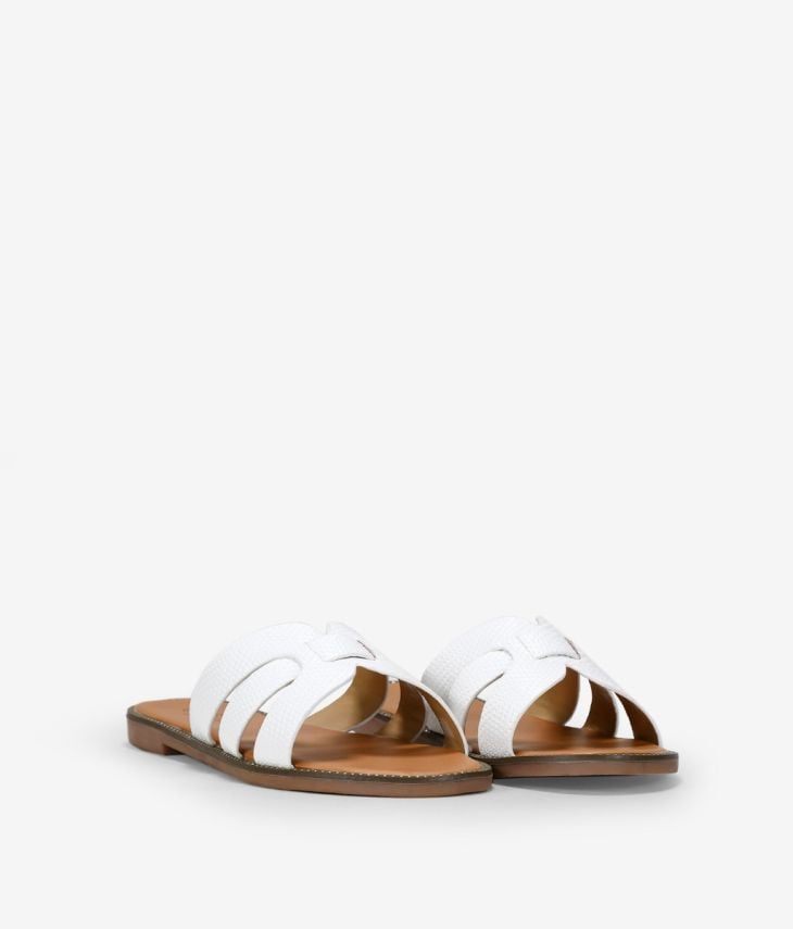 Sandalias blancas planas 