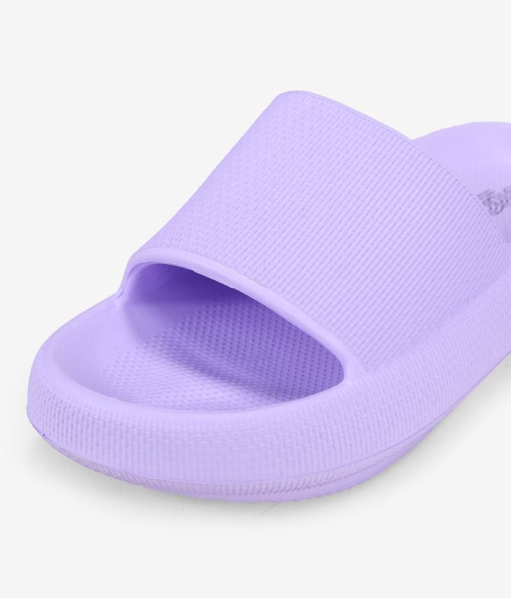 Sandalias de plataforma lila de goma