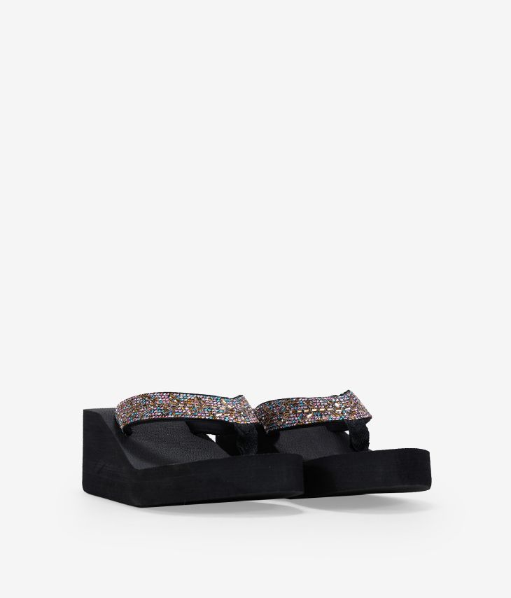 Sandales multicolores avec diamants et talon compensé