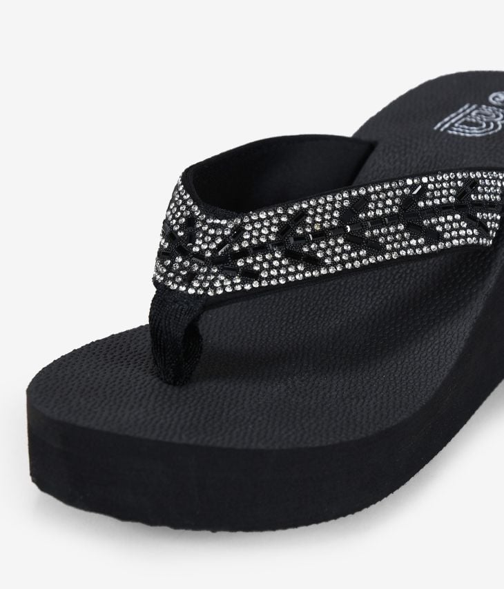Sandales noires avec diamants et talon compensé