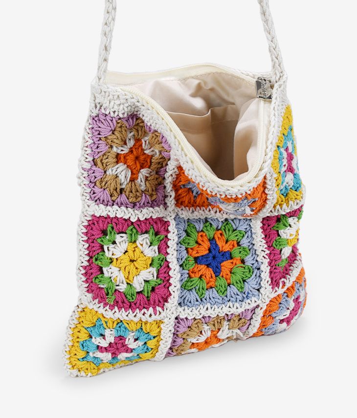 Bolso crochet mediano tipo bandolera con flores multicolor 