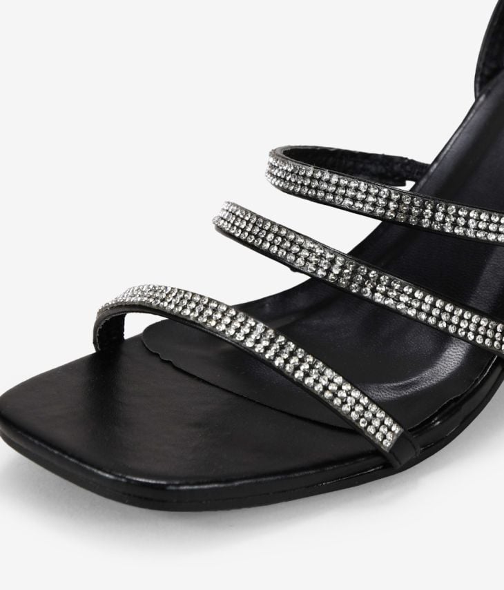 Schwarze Sandalen mit Diamanten