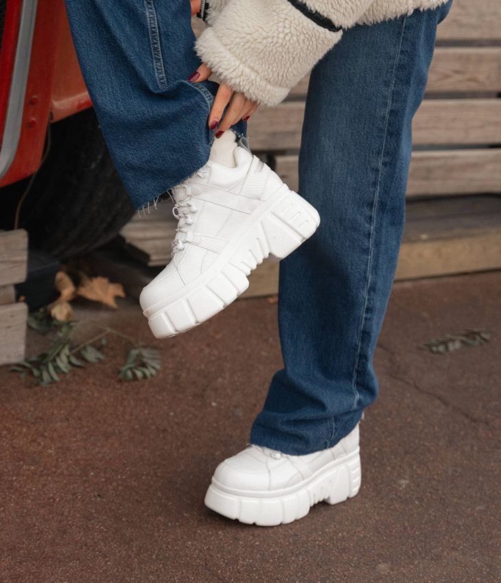 Zapatillas con plataforma blancas 