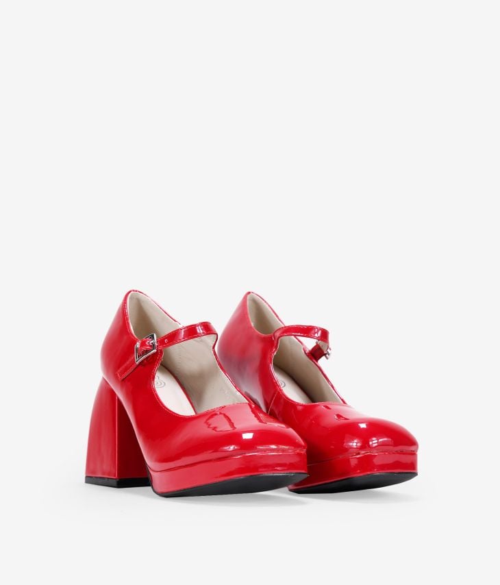 sapatos de salto quadrado vermelho