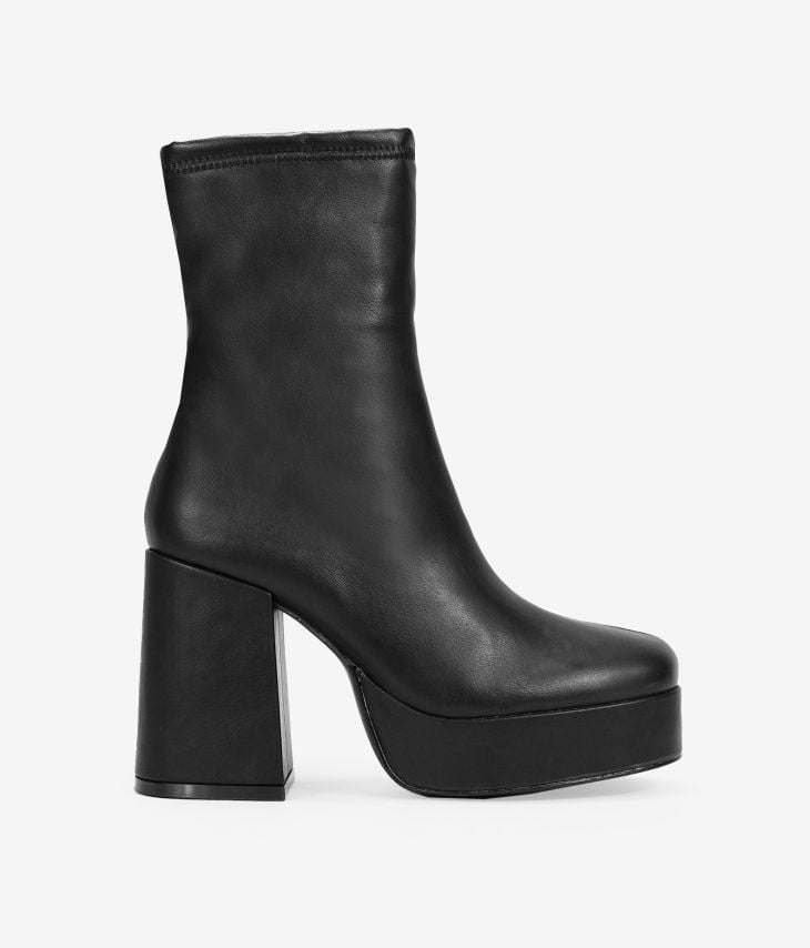 Black elastic heeled ankle boots
