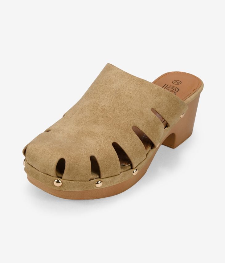 Brown clogs with heel