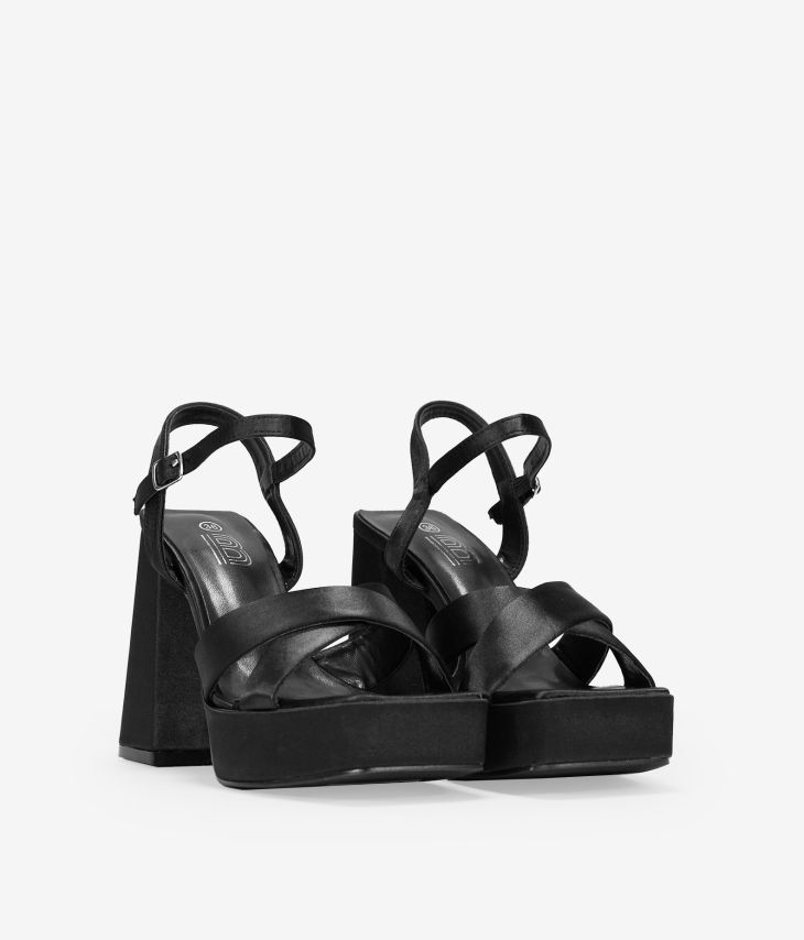Sandali con tacco in raso nero