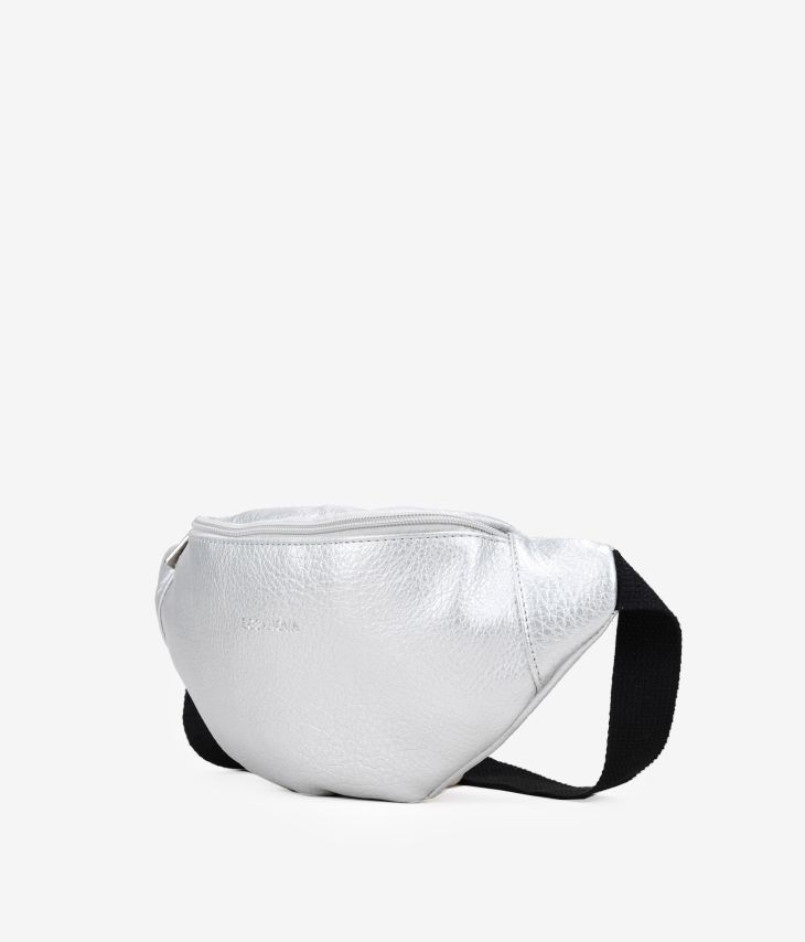 Silver fanny pack with zipper
