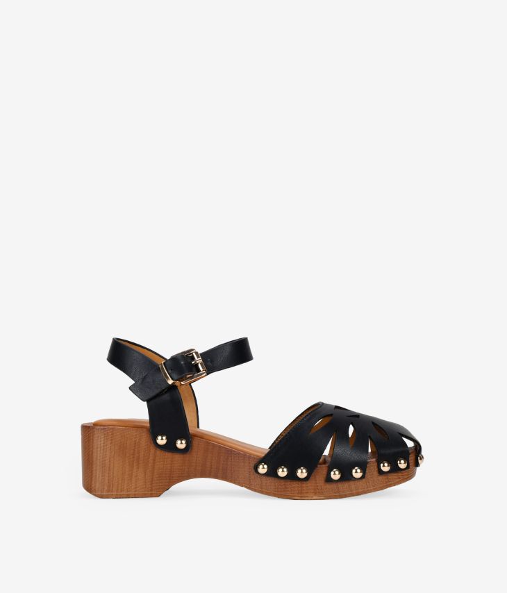 Schwarze Sandalen mit Holzsohle