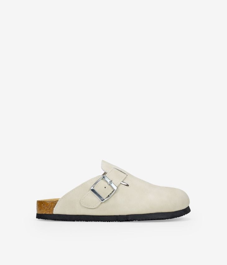 Flat beige clogs with buckle