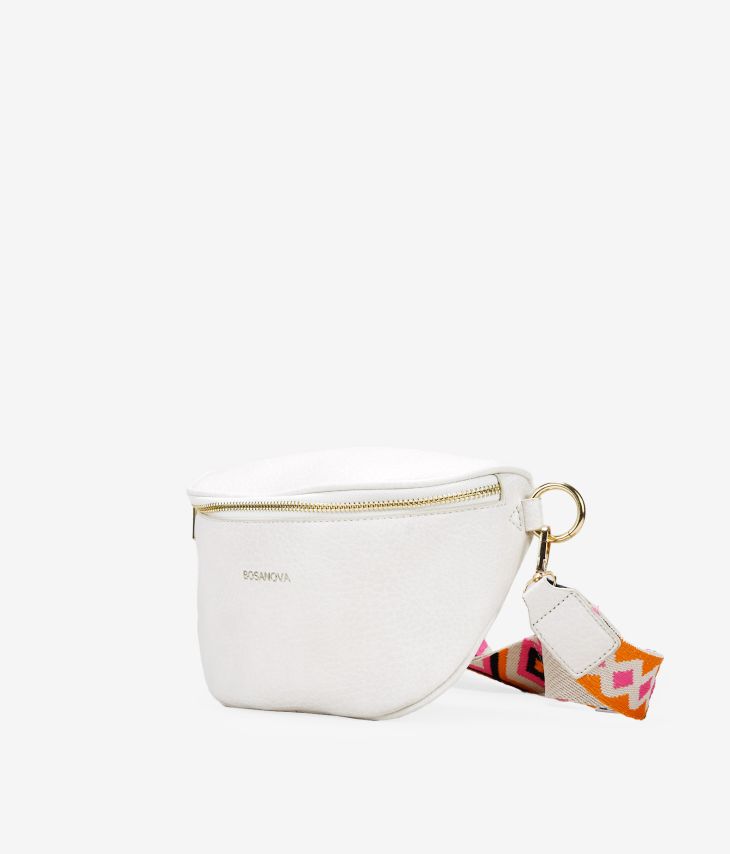 Beige fanny pack with zipper and wide handle