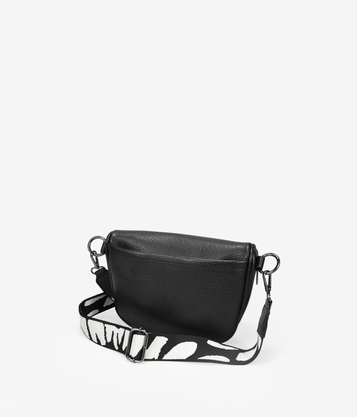 Black fanny pack with zipper and wide handle