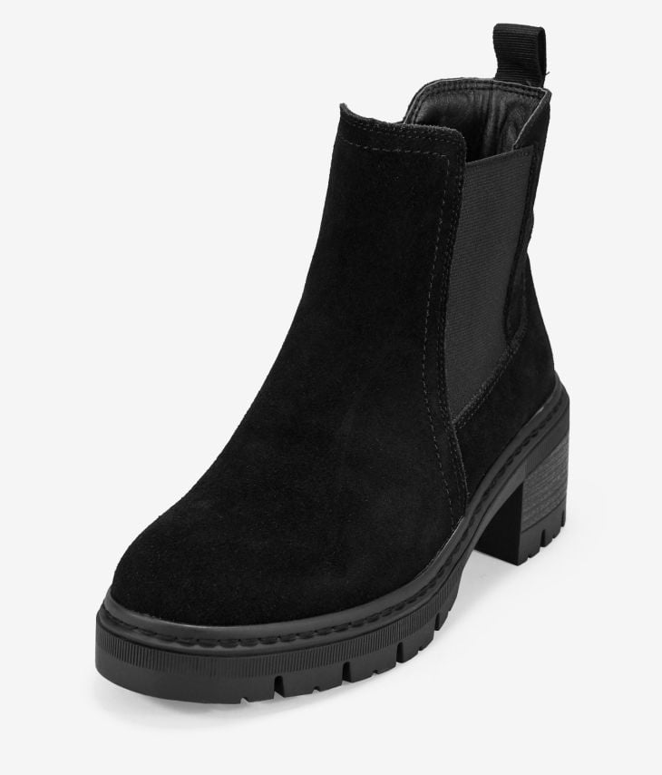 Black leather ankle boots with elastics