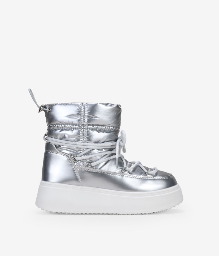 Silver platform snow boots