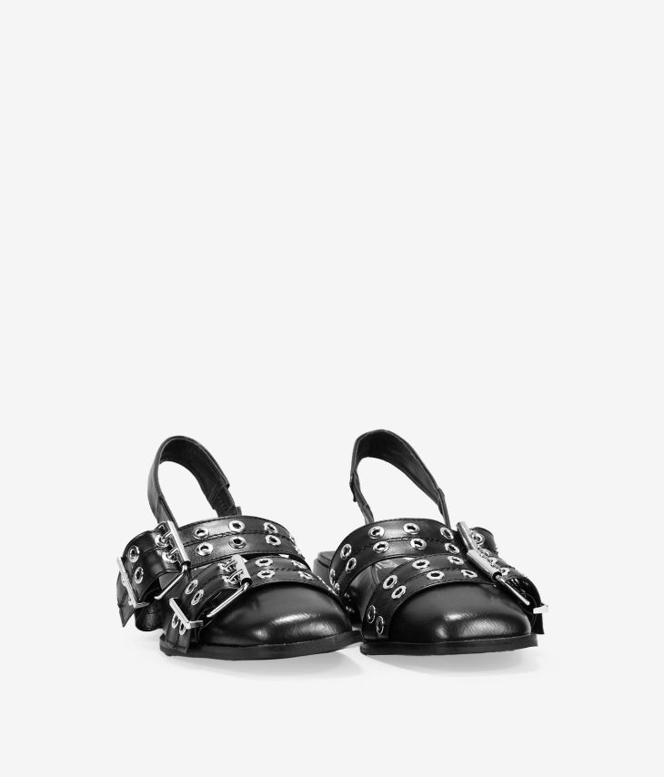 Sapatos tipo slingback pretos com salto e fivelas