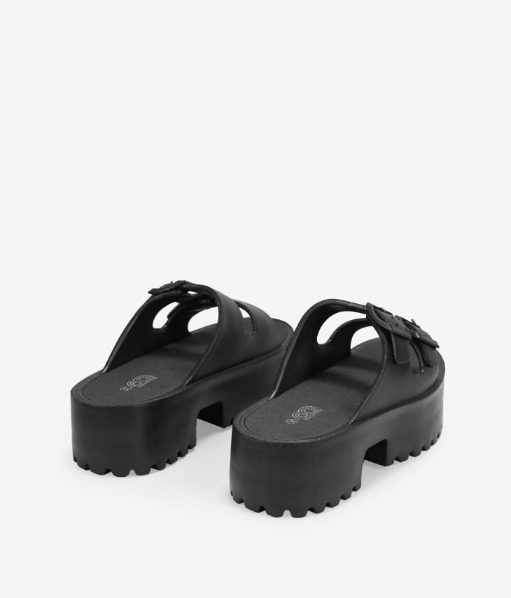 Sandalias de plataforma negras en goma